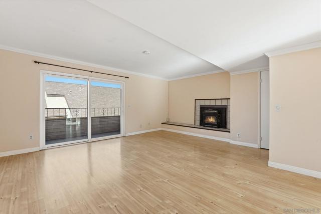 1585 Stone Edge Cir, El Cajon CA: https://media.crmls.org/mediaz/f5f03780-ac7c-4f5e-8c28-8adeb2c7ec11.jpg