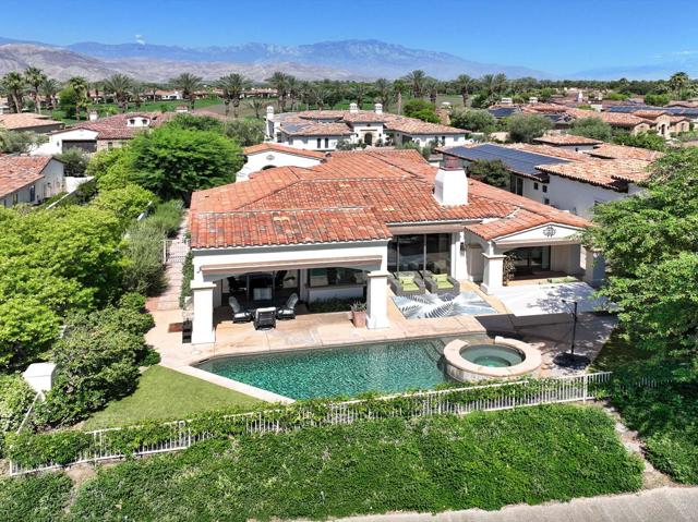 76357 Via Chianti, Indian Wells CA: https://media.crmls.org/mediaz/f5f08e8a-ce01-4f39-8137-dae1f6b0b552.jpg
