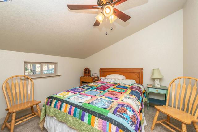 851 Mountain Aire Lane, Trinity Center CA: https://media.crmls.org/mediaz/f5f0e7ab-af67-4662-a945-ad1122e6b854.jpg