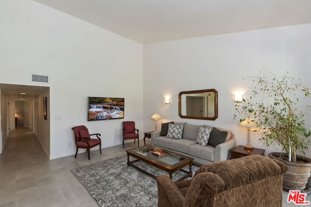 8 Padron Way, Rancho Mirage, CA 92270