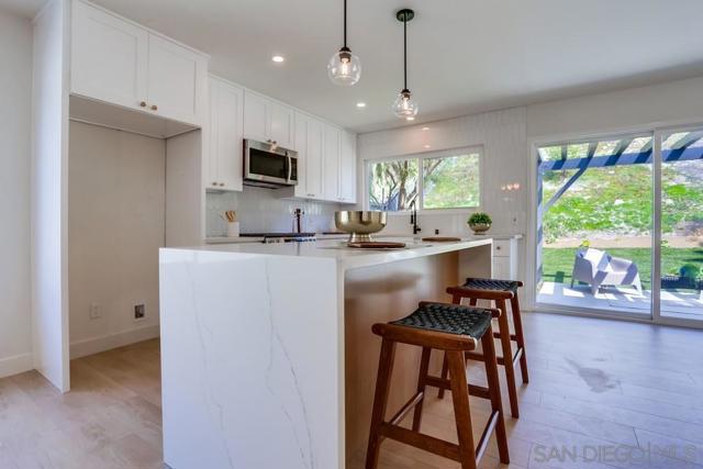 12701 Mcferon Rd, Poway CA: https://media.crmls.org/mediaz/f5f25ada-3ea5-450b-94b1-66d983404362.jpg