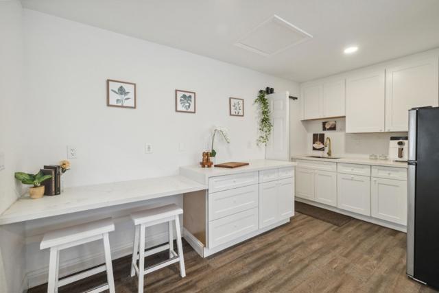 112 Alto Sol Court, Scotts Valley CA: https://media.crmls.org/mediaz/f5f2fa60-f1b8-4814-864b-b483cfdef0b0.jpg