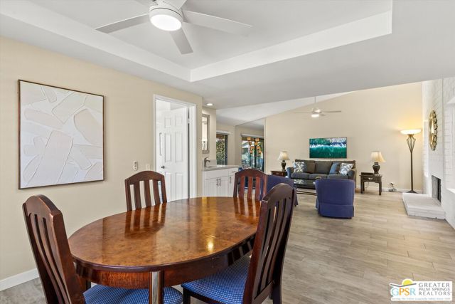 34 Camino Arroyo Place, Palm Desert CA: https://media.crmls.org/mediaz/f5f3c129-c4ed-4ef6-9cd8-b2596a7096db.jpg