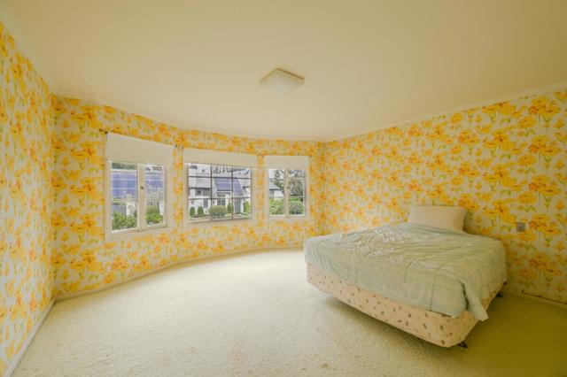 1735 Crockett Lane, Hillsborough CA: https://media.crmls.org/mediaz/f5f4bd03-0b7c-47df-aa69-92cad2e1c974.jpg