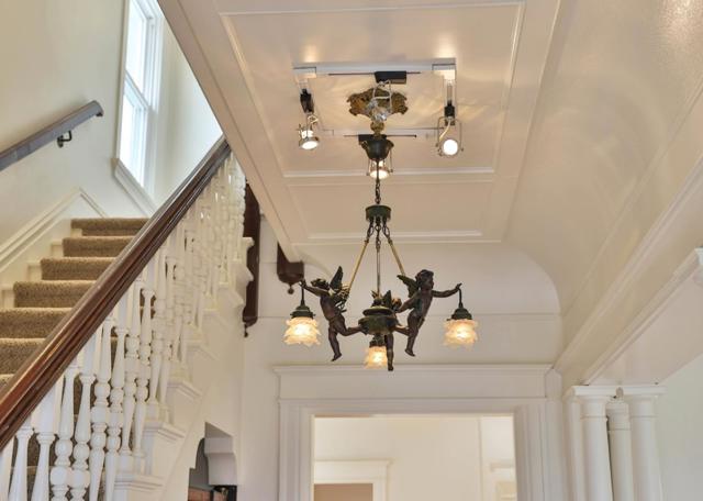 73 S 15th Street, San Jose CA: https://media.crmls.org/mediaz/f5f5dff2-d4dd-4731-8d20-ac2b0c37ad8a.jpg