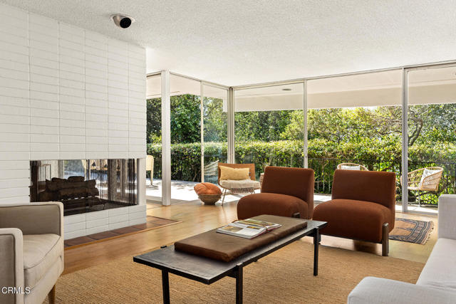 Detail Gallery Image 6 of 37 For 5511 Vista Canada Pl, La Canada Flintridge,  CA 91011 - 3 Beds | 2 Baths