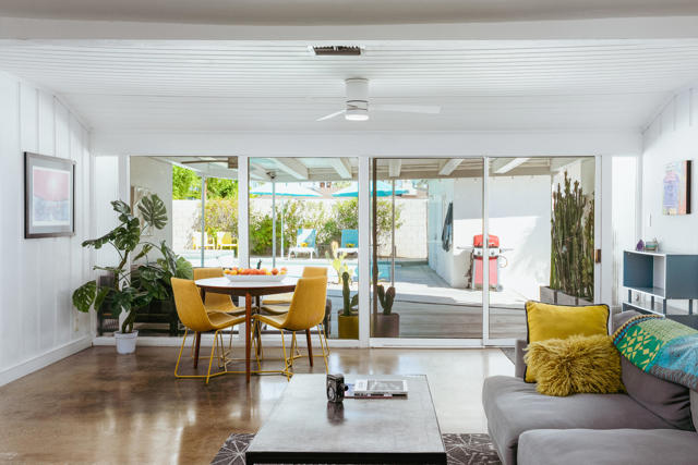 748 N Calle Rolph, Palm Springs, CA 92262