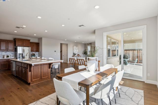 Image 17 of 60 For 29761 Cantera Dr