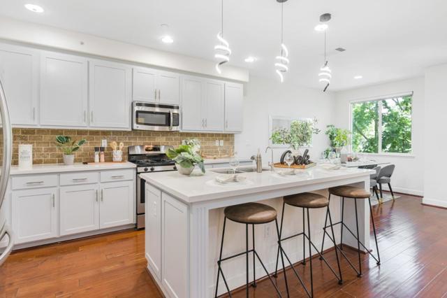 1688 Lee Way, Milpitas CA: https://media.crmls.org/mediaz/f5f74aae-6ecb-41c4-a01e-aae67477be3b.jpg