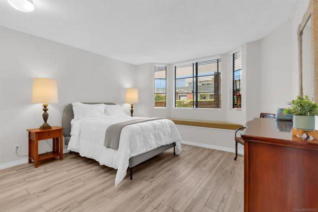3130 Avenida de Portugal 101, San Diego CA: https://media.crmls.org/mediaz/f5f8f1ae-6586-4fe8-a987-adb258927ff4.jpg