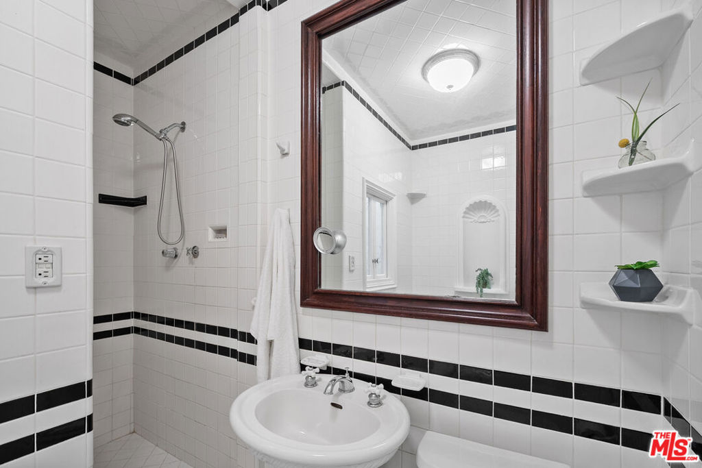 MLS #25624045 image #30