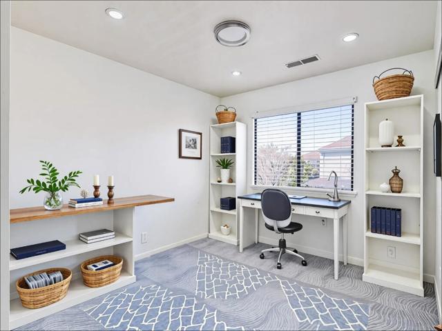 350 Creekview Drive, Morgan Hill CA: https://media.crmls.org/mediaz/f5fa2c98-9ff2-41ab-908e-642d1a5cfdb0.jpg