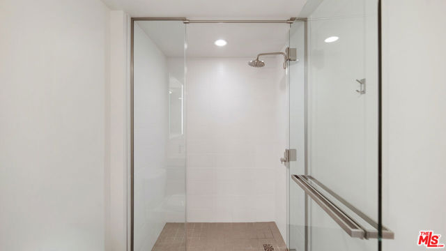 Image 24 of 60 For 1755 Ocean Avenue 303