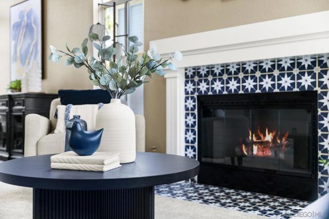 12465 Pathos Ln, San Diego CA: https://media.crmls.org/mediaz/f5fa40f2-3b1e-457d-a09a-f9c9449e4bf5.jpg