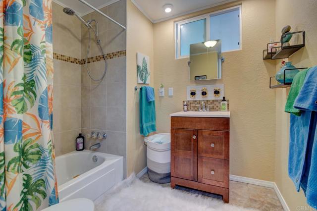 Image 11 of 19 For 8301 Mission Gorge Rd
