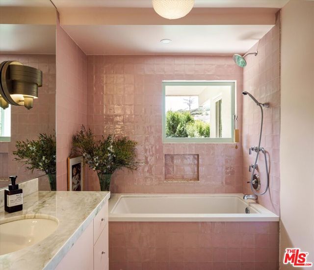 2764 Outpost Drive, Los Angeles CA: https://media.crmls.org/mediaz/f5fc9b35-4f93-46fd-9124-5981c1cdde3e.jpg