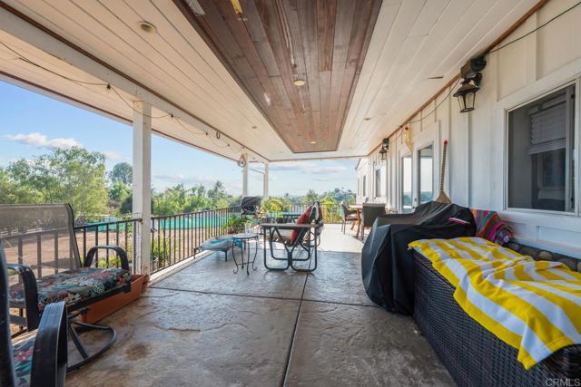 28757 Mac Tan Road, Valley Center CA: https://media.crmls.org/mediaz/f5fe09e3-2186-4242-903b-614c32bfd63f.jpg