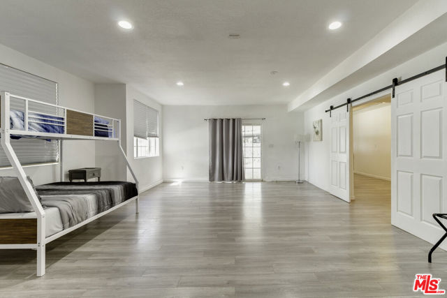 11812 RANDALL Street, Sun Valley CA: https://media.crmls.org/mediaz/f5fea134-a731-4fd4-bf42-5eca41524aad.jpg