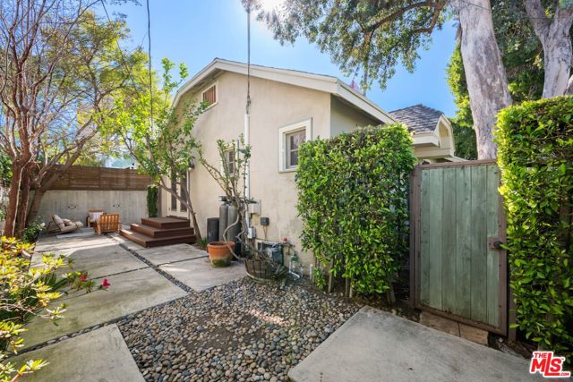 8712 Sherwood Drive photo 8