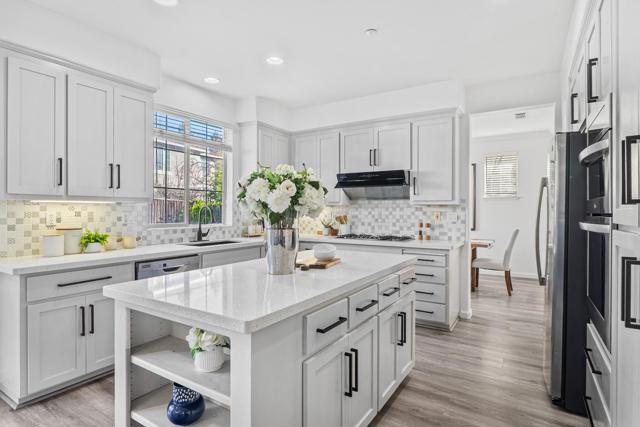 Image 16 of 46 For 37812 Appletree Court