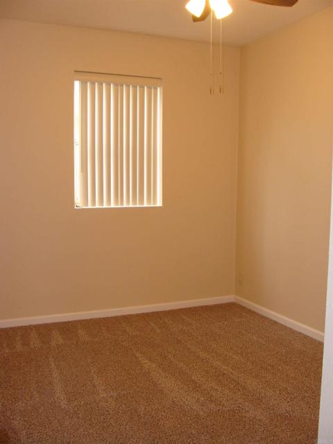 Image 9 of 15 For 12652 Julian Ave