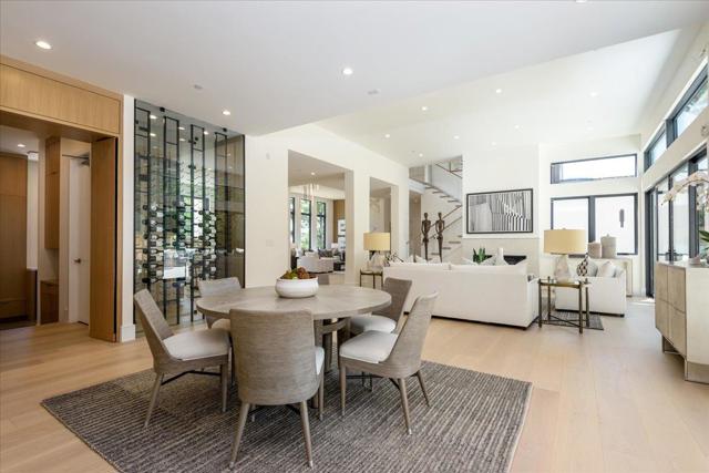 1025 Continental Drive, Menlo Park CA: https://media.crmls.org/mediaz/f602f91a-e453-43d9-87df-041b53010ce3.jpg