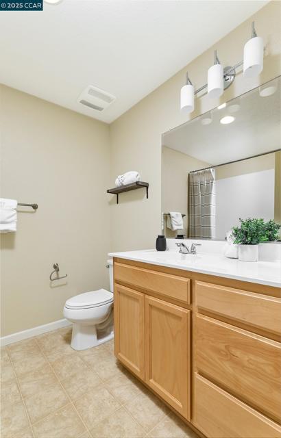 204 Purisima St, San Pablo CA: https://media.crmls.org/mediaz/f60308fe-779e-4735-906b-39feb086ef4c.jpg