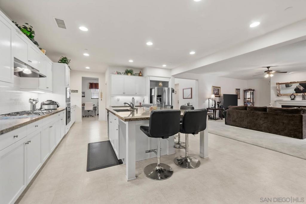 MLS #250040219SD image #9