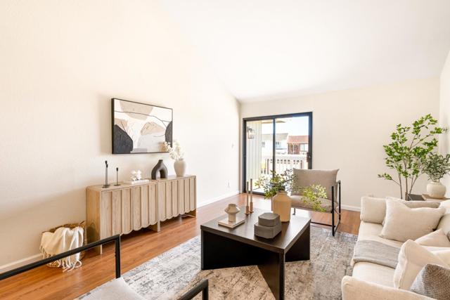 3637 Bettman Way, South San Francisco CA: https://media.crmls.org/mediaz/f60387bc-ce89-4922-bc13-048d97b648b4.jpg