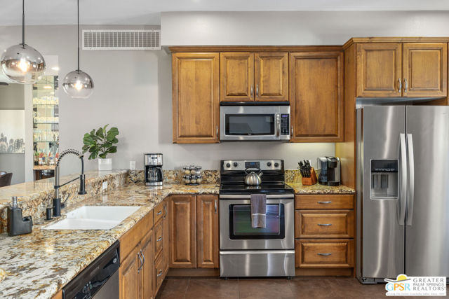 67488 Toltec Court, Cathedral City CA: https://media.crmls.org/mediaz/f6044cb8-85e8-485c-9f3d-8e3032db0704.jpg