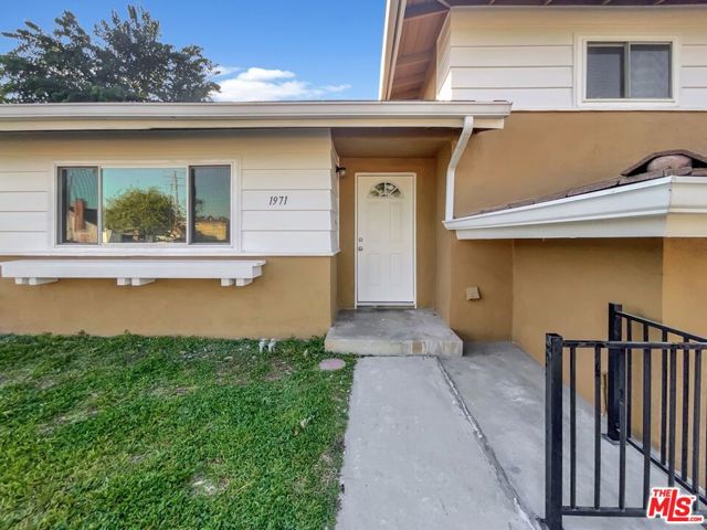 MLS# 22196891