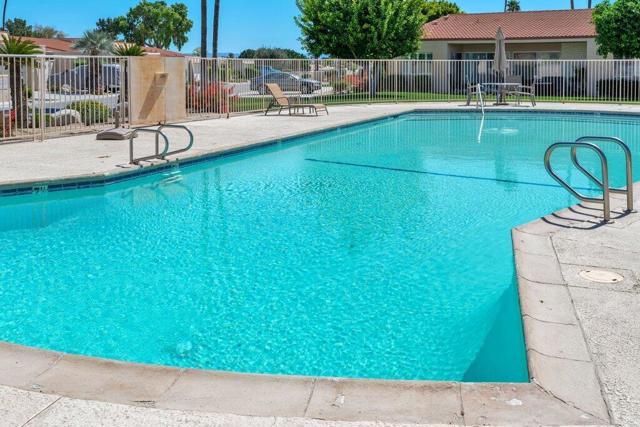 Image 38 of 46 For 80076 Palm Cir Drive