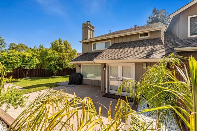17510 Carriage Lamp Way, Morgan Hill CA: https://media.crmls.org/mediaz/f604ed6c-d9d6-4f03-bfe8-80fa64873391.jpg