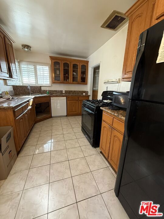 3731 Olmsted Avenue, Los Angeles CA: https://media.crmls.org/mediaz/f6050ad4-a3bb-4498-bd6a-7ec2157c172a.jpg
