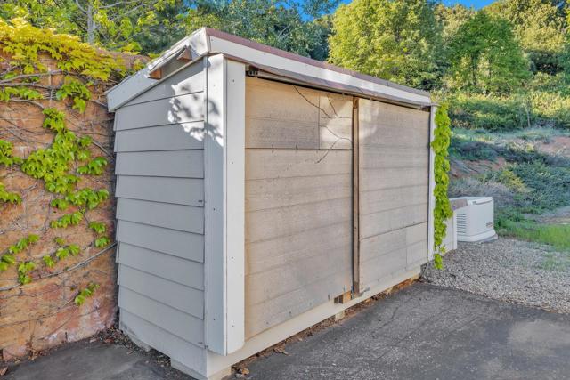 4667 Luneta View Rd, Julian CA: https://media.crmls.org/mediaz/f6056b9f-63dd-4b04-b293-024a6fe04eda.jpg