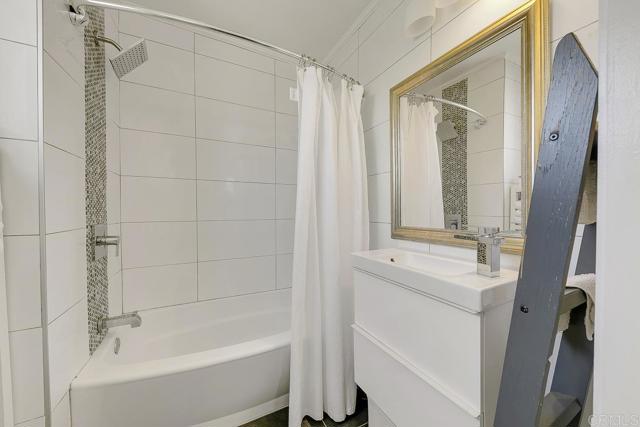 Image 34 of 55 For 4592 Ellenwood Drive