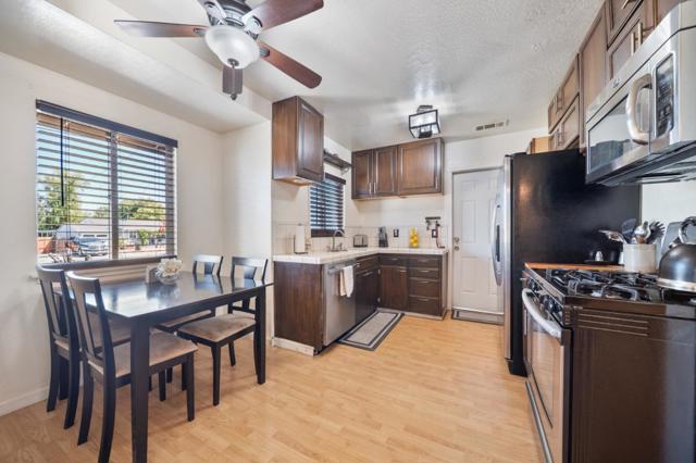 1247 Locust Street, Livermore CA: https://media.crmls.org/mediaz/f6069398-10dd-4904-a428-83e6f1808c26.jpg