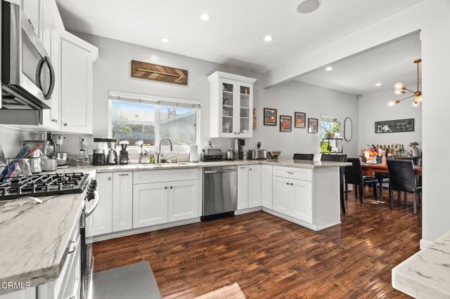 505 Palisade Street, Pasadena CA: https://media.crmls.org/mediaz/f606eecf-4701-4b92-be17-76c6c27ee504.jpg