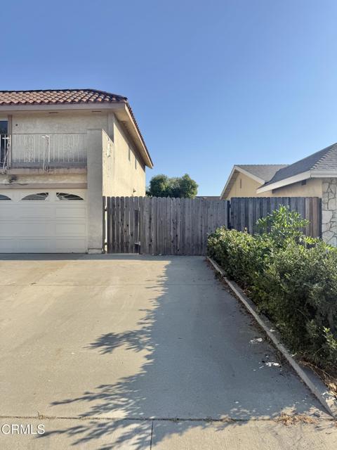3542 Stiles Avenue, Camarillo CA: https://media.crmls.org/mediaz/f608e27d-6427-45e6-b44f-772aa75b935d.jpg