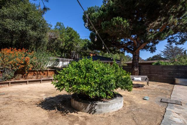 6932 Freedom Boulevard, Aptos CA: https://media.crmls.org/mediaz/f608ea78-c799-4a15-86d7-a4fda449b3e0.jpg