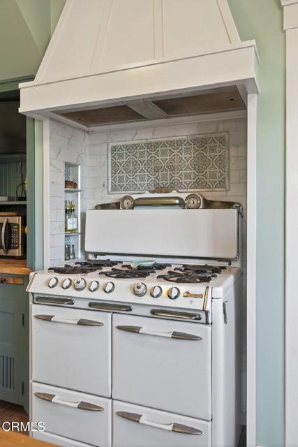 Detail Gallery Image 37 of 79 For 407 Magnolia Ave, Oxnard,  CA 93030 - 5 Beds | 2 Baths