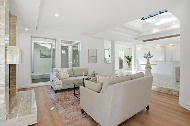 3895 Fair Oaks Boulevard, Sacramento CA: https://media.crmls.org/mediaz/f609cb91-e27f-4419-8b90-5082cbacc8b7.jpg