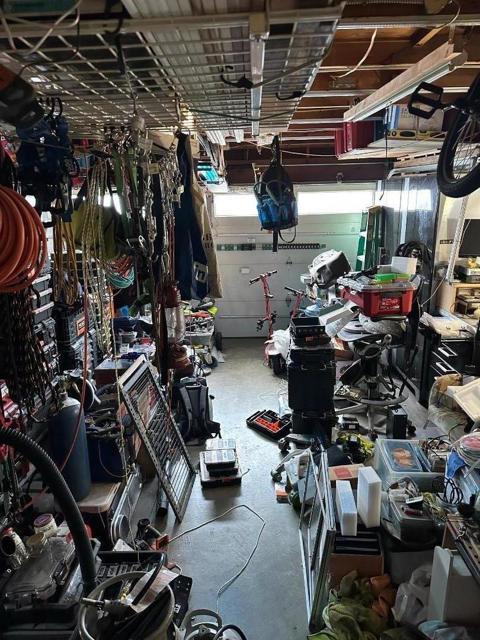 2462 Meridian Avenue, San Jose CA: https://media.crmls.org/mediaz/f609fcef-0c6d-49a6-b380-c89f0a7ea0d2.jpg