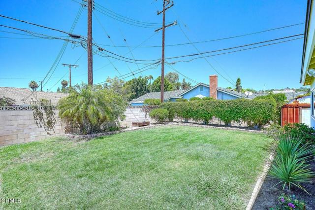 1209 Rosewood Avenue, Camarillo CA: https://media.crmls.org/mediaz/f60a3356-9fe4-4aac-8c27-59fa7c117e8e.jpg