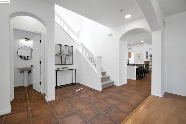 1165 Cottage Ln, Hercules CA: https://media.crmls.org/mediaz/f60a4f43-aa41-49dc-9568-0bb880f6c250.jpg