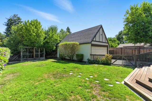 158 Oakdale Street, Redwood City CA: https://media.crmls.org/mediaz/f60be764-c083-4ef3-973b-26e01dd6be81.jpg