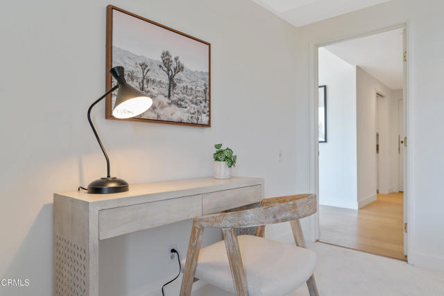 960 San Pasqual Street, Pasadena CA: https://media.crmls.org/mediaz/f60cb074-0f8d-464d-9610-5f4df5448a49.jpg