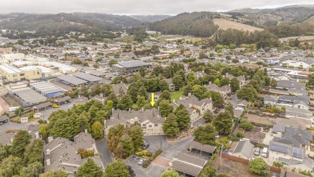 230 Amesport, Half Moon Bay CA: https://media.crmls.org/mediaz/f60ecbd0-ca2a-4de8-8b17-6fa962a2acfd.jpg
