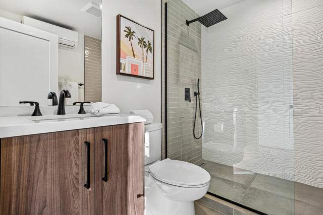 130 W Racquet Club Road #308, Palm Springs, CA 92262