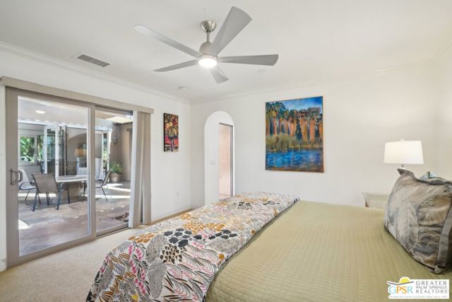 1070 Bella Vista, Palm Springs CA: https://media.crmls.org/mediaz/f60f7613-6155-433b-b737-983ea5bd5f07.jpg